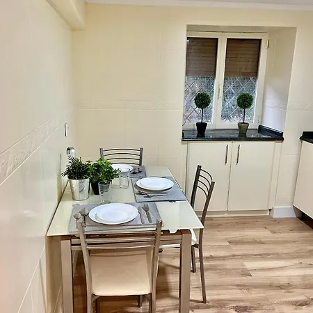 Mendi Etxea Suite-mar Y Montaña Apartamento